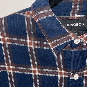 Men’s checkered button down shirt